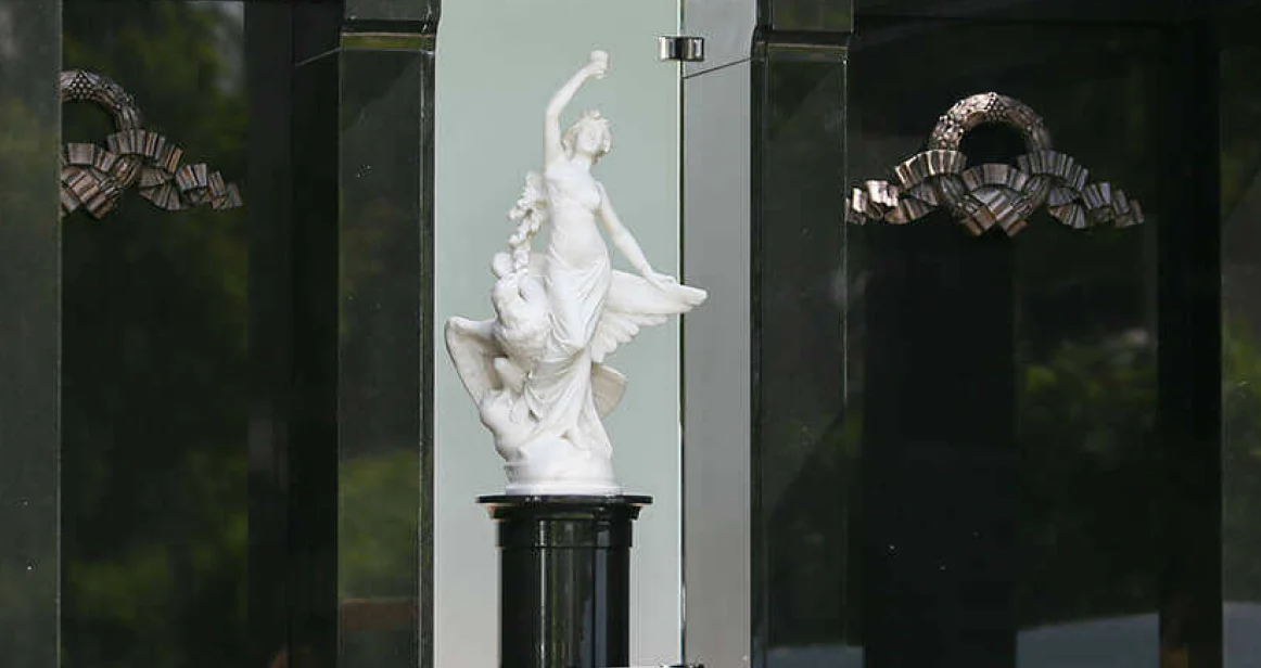 Гранитные памятники Imperial Stone